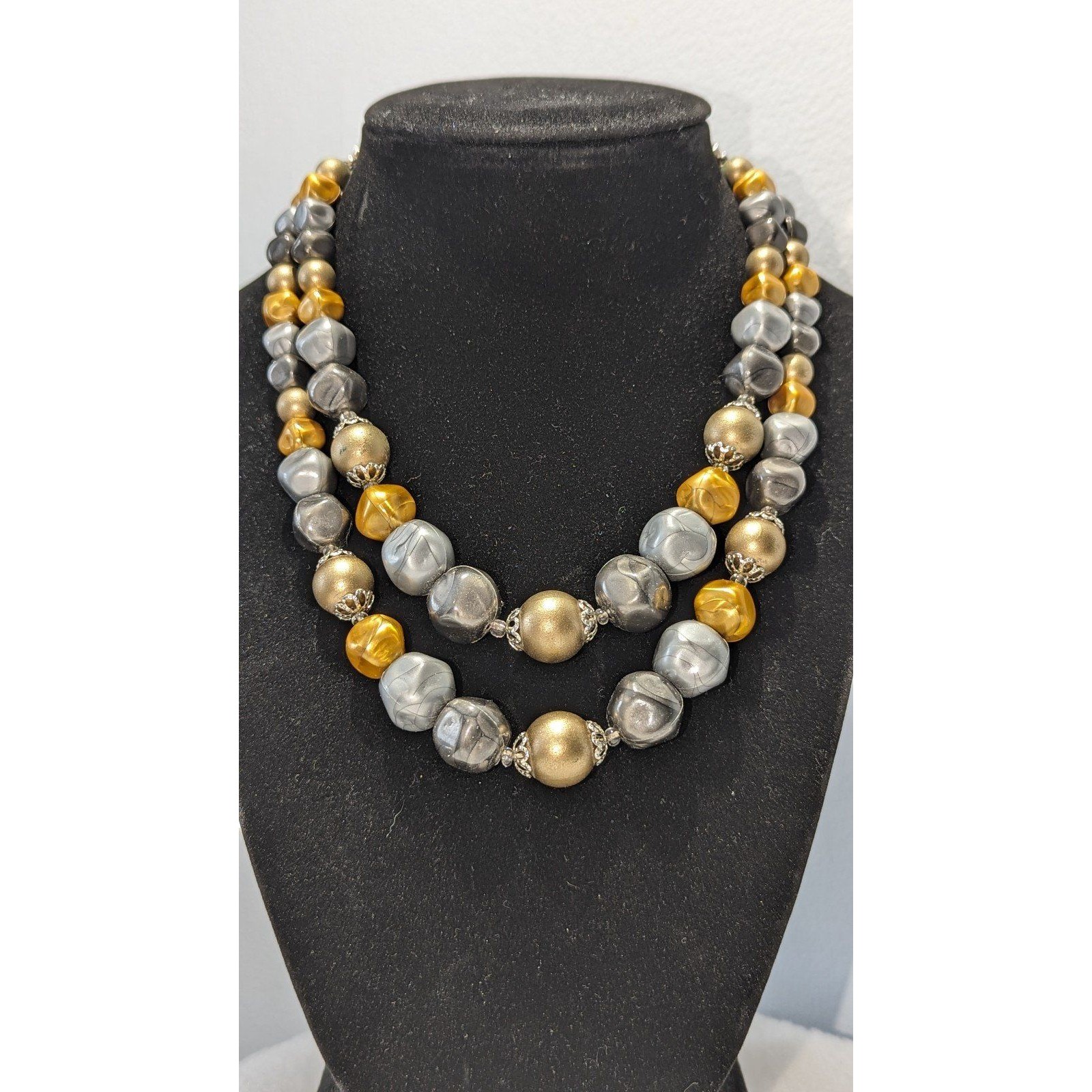 Vintage Grey Gold Champagne Double Strand Necklace 14$